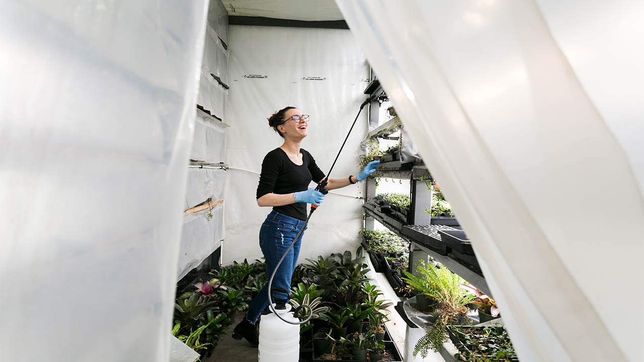 end of lease cleaning checklist - balcony cleaning