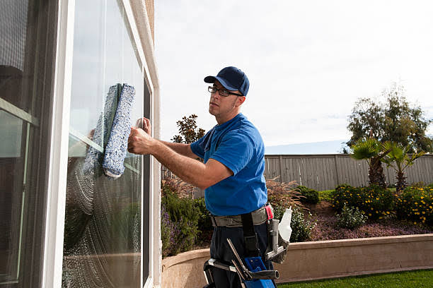 external areas cleaning