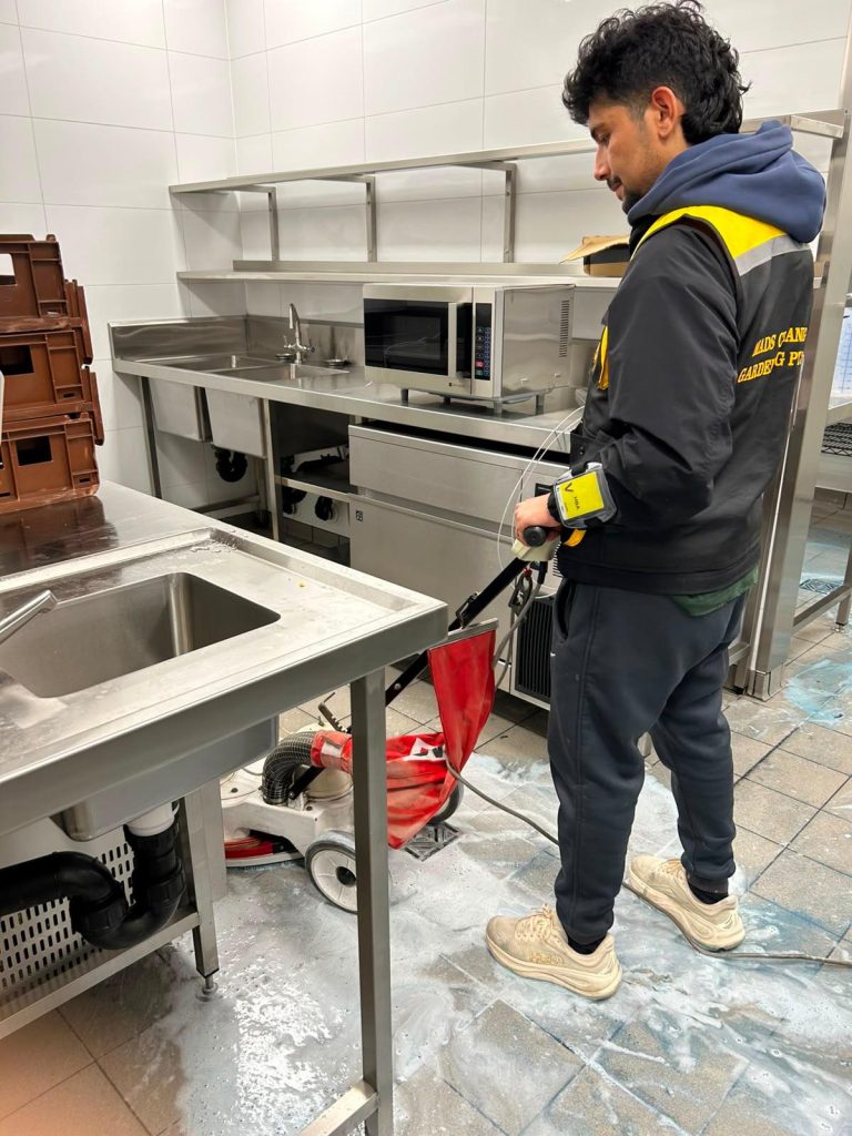 NDIS Cleaning in Hobart , TAS